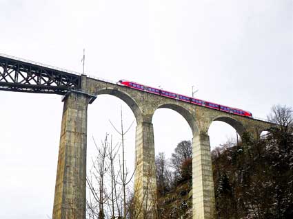 Eisenbahnbr&uuml;cke, jpg 18 kb